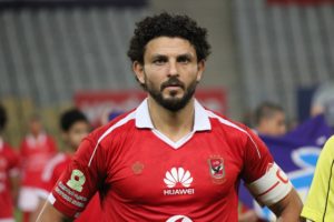 الأهلي يفاوض حسام غالي للبقاء لموسم آخر